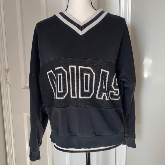 Adidas Old School Knot V Neck Sweatshirt - Picture 1 of 6